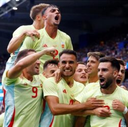 Spanyol Rebut Emas Sepak Bola Putra